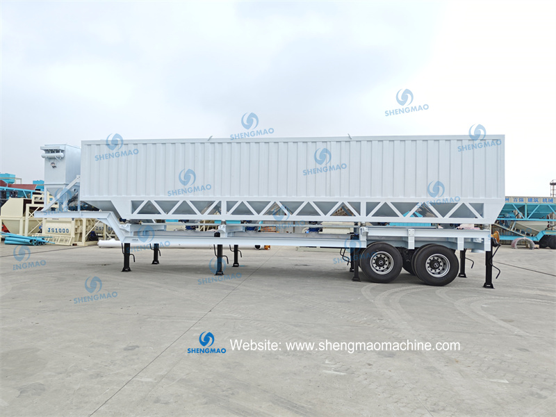 Mobile cement silo